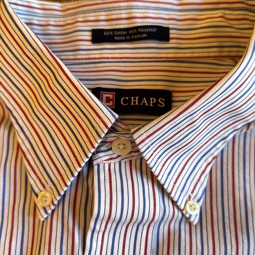 3/$15 CHAPS MENS DRESS SHIRT WHITE w/BLUE/RED STRIPES WRINKLE FREE 17-1/2x36/37